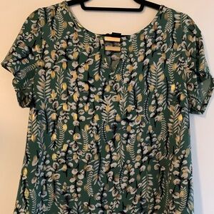 Woman’s Blouse Size Large
